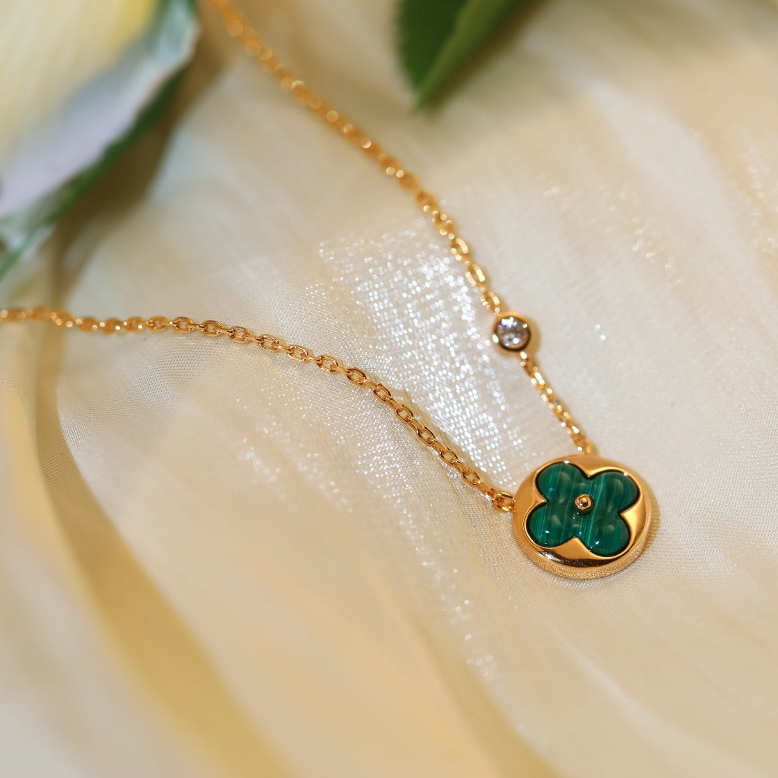 [Royal Top]SUN PEDANT PINK GOLD 1 DIAMOND NECKLACE