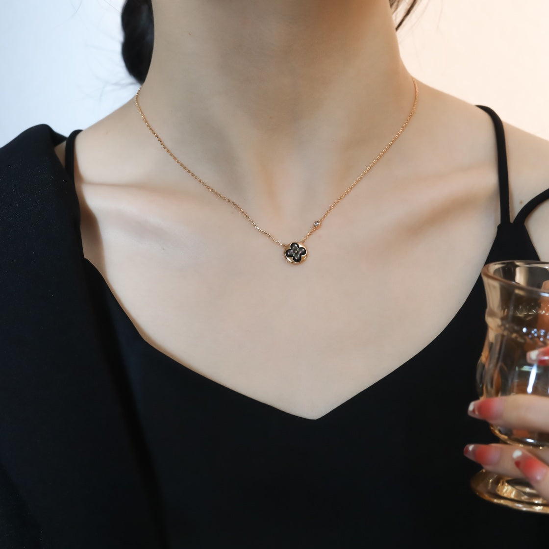 [Royal Top]SUN PEDANT PINK GOLD 1 DIAMOND NECKLACE