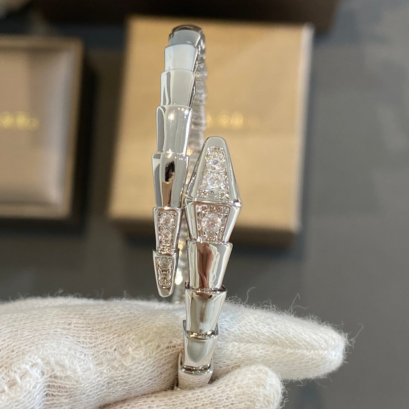 [Royal Top]SERPENTI BRACELET DIAMONDS SILVER