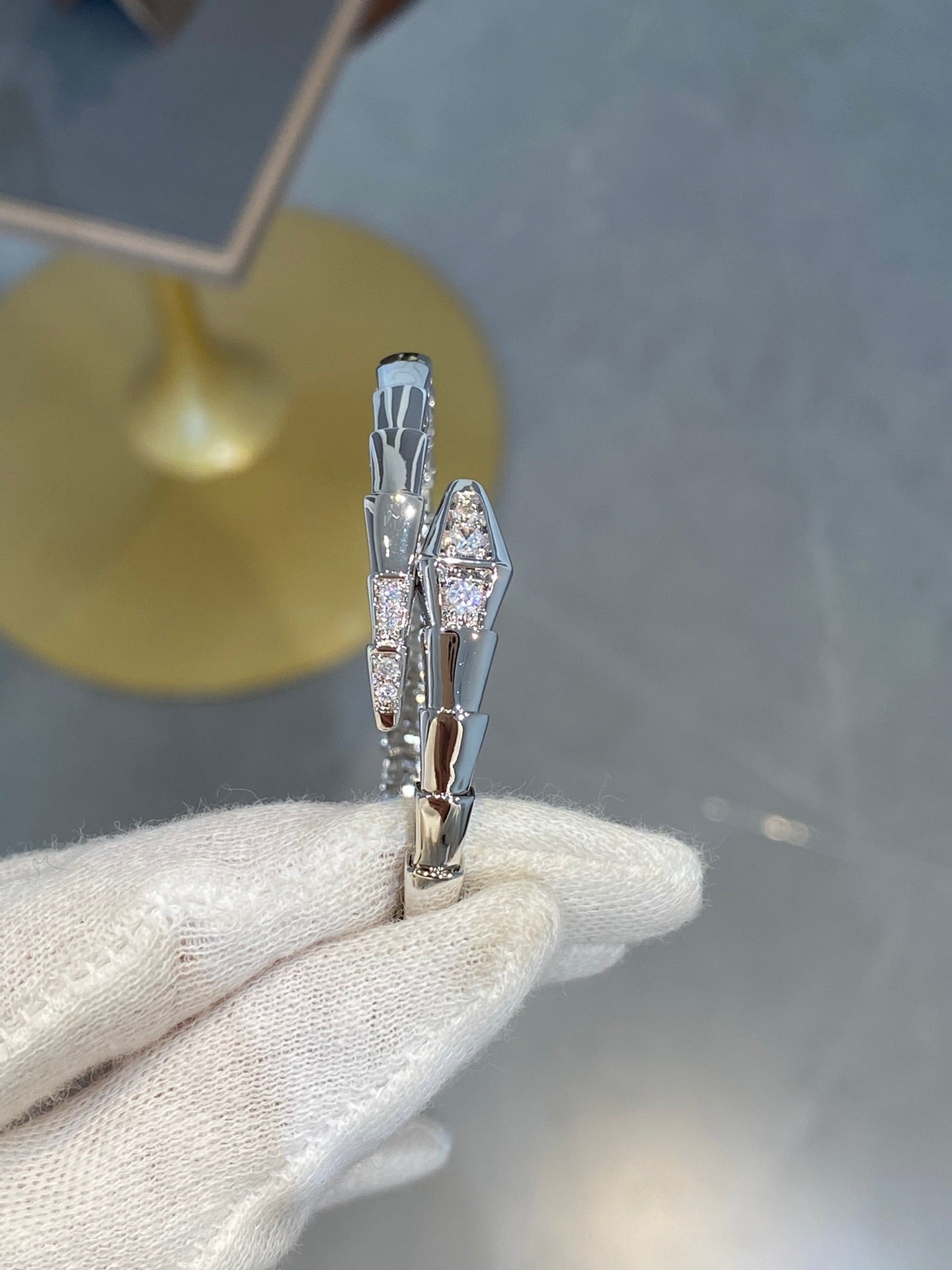 [Royal Top]SERPENTI BRACELET DIAMONDS SILVER
