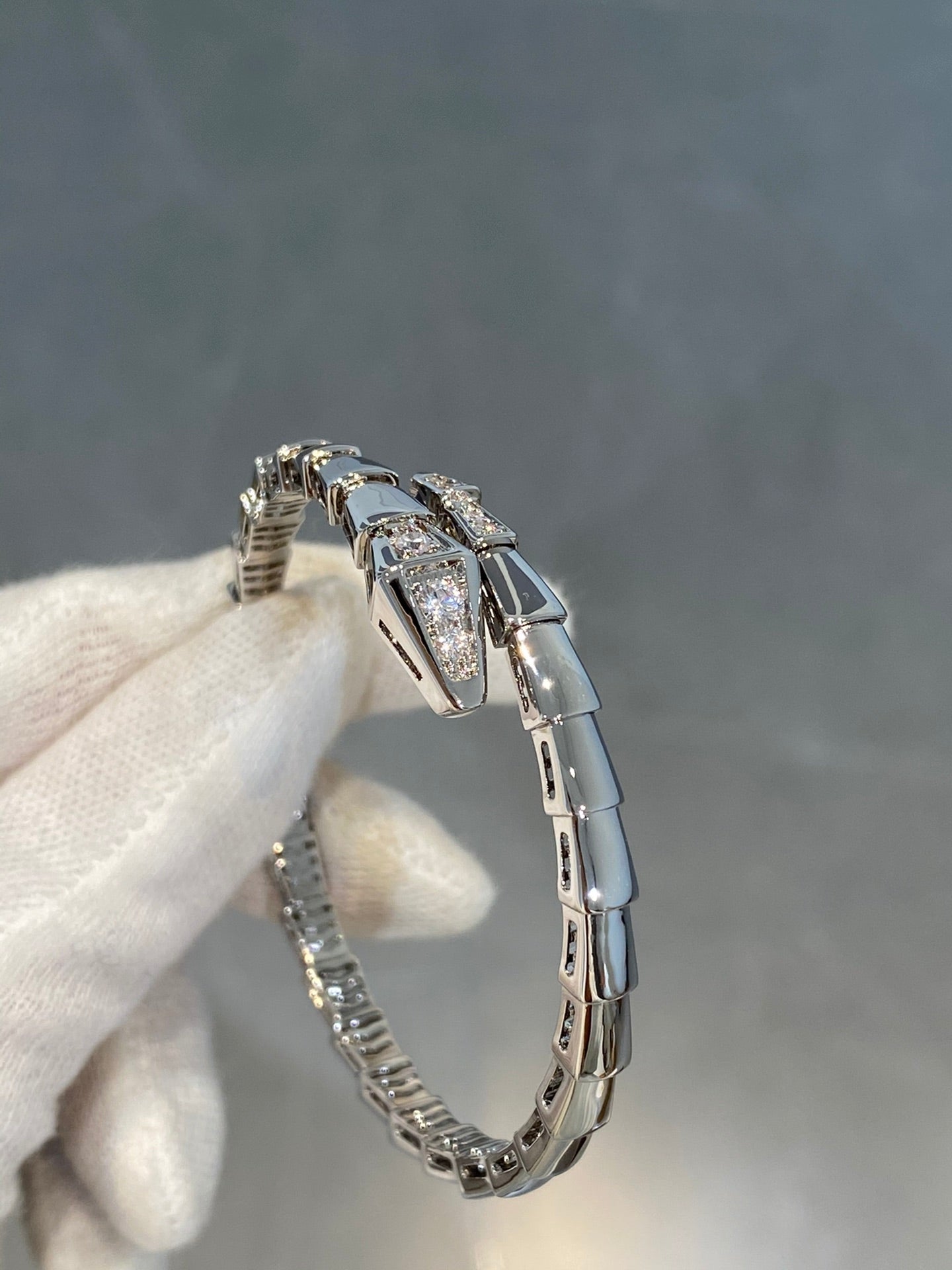 [Royal Top]SERPENTI BRACELET DIAMONDS SILVER