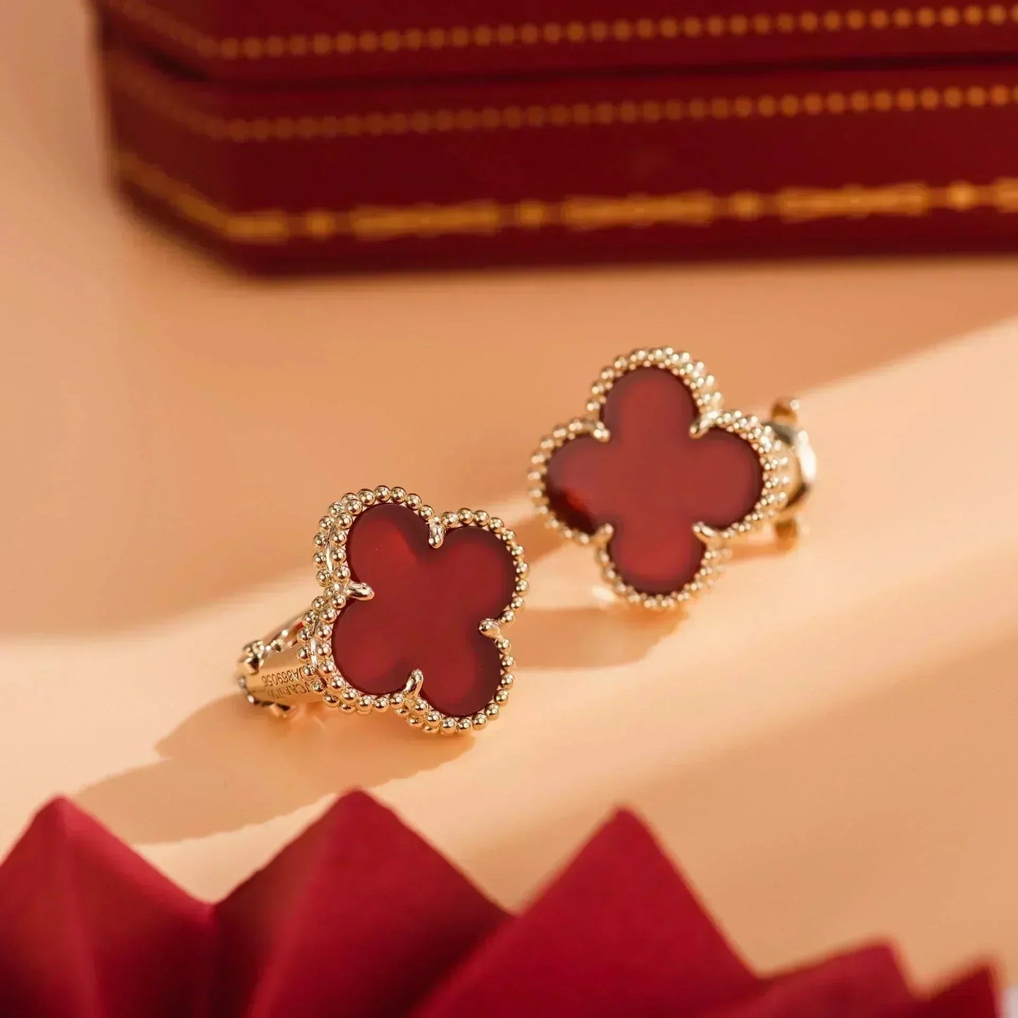 [Royal Top]CLOVER MEDIUM 1 MOTIFS CARNELIAN  EARRINGS