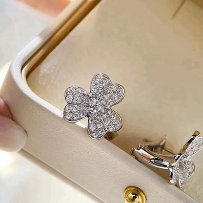 [Royal Top]CLOVER COMOS DIAMOND EARRINGS SILVER