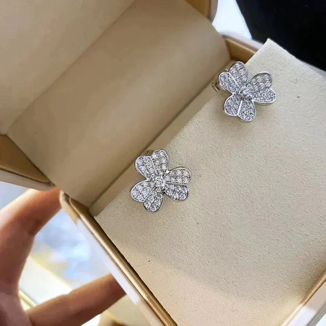 [Royal Top]CLOVER COMOS DIAMOND EARRINGS SILVER