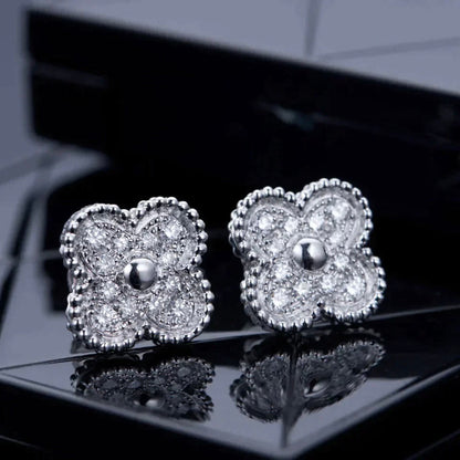 [Royal Top]CLOVER 1 MOTIFS DIAMOND STUD EARRINGS SILVER