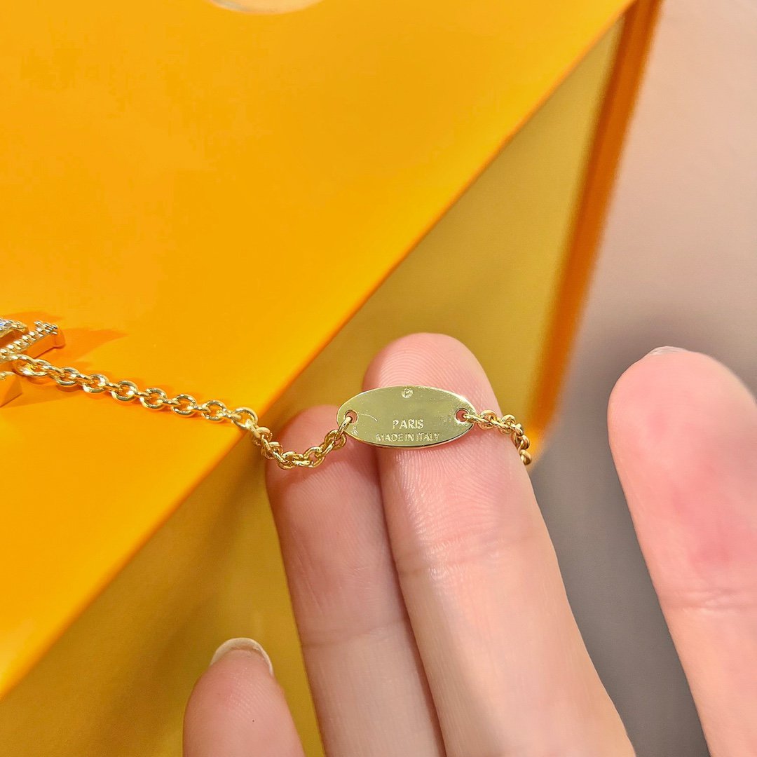 [Royal Top]LOGO STAR MOTIF GOLD BRACELET