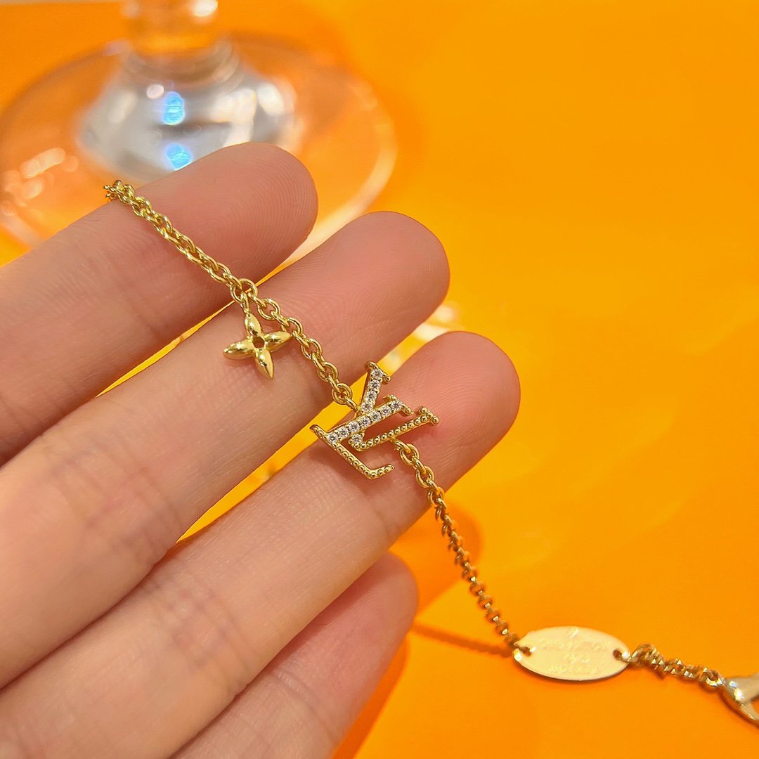 [Royal Top]LOGO STAR MOTIF GOLD BRACELET