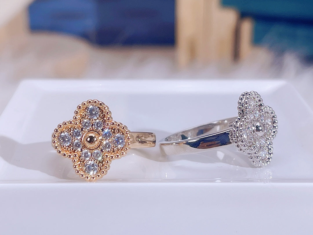[Royal Top]CLOVER DIAMOND RING