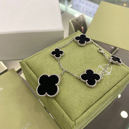 [Royal Top]CLOVER 5 MOTIFS SIVLER ONYX BRACELET