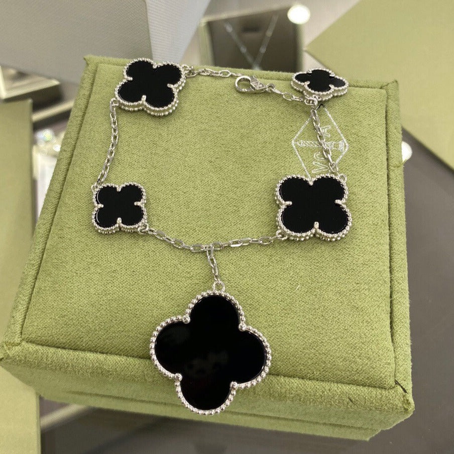 [Royal Top]CLOVER 5 MOTIFS SIVLER ONYX BRACELET