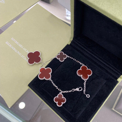 [Royal Top]CLOVER 5 MOTIFS SIVLER CARNELIAN BRACELET