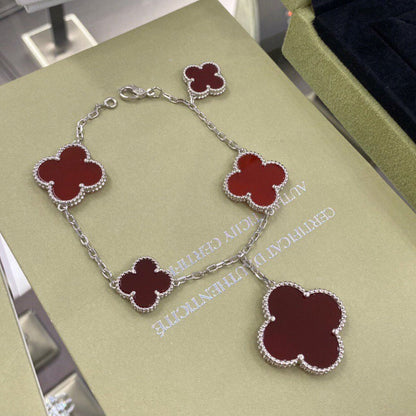 [Royal Top]CLOVER 5 MOTIFS SIVLER CARNELIAN BRACELET