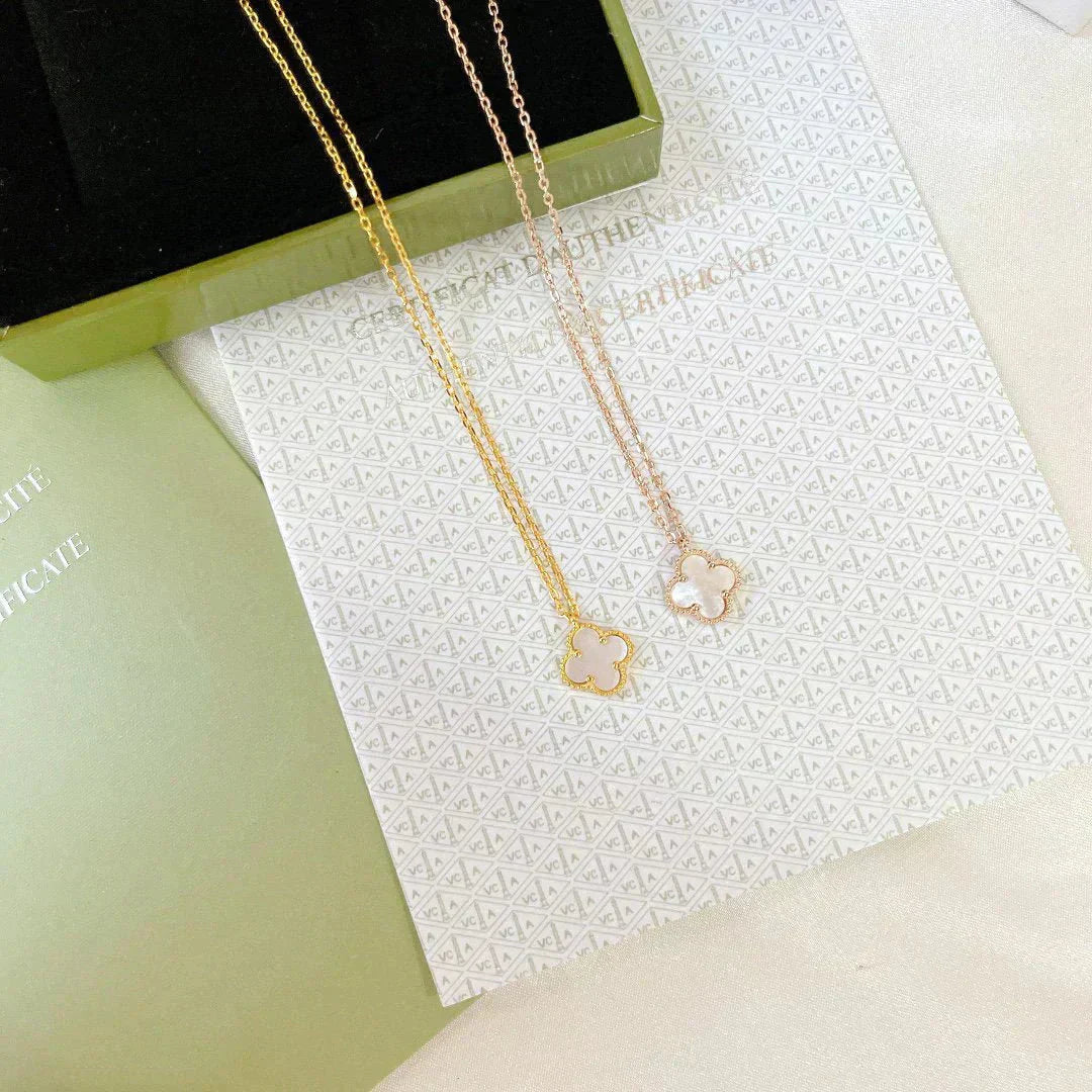 [Royal Top]CLOVER MINI 9.5MM WHITE MOTHER-OF-PEARL NECKLACE