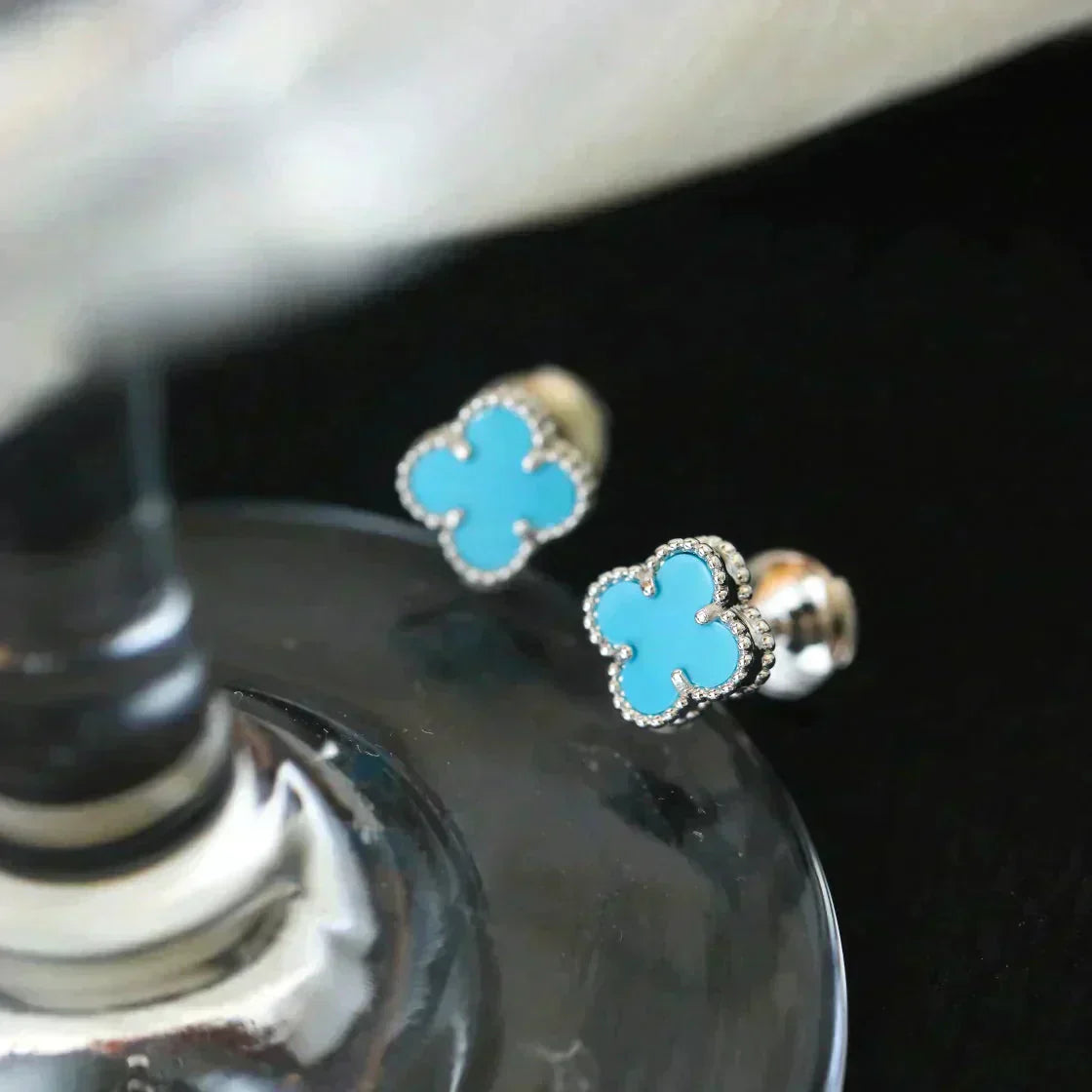 [Royal Top]CLOVER MINI 9.5MM ONYX STUD EARRINGS SILVER