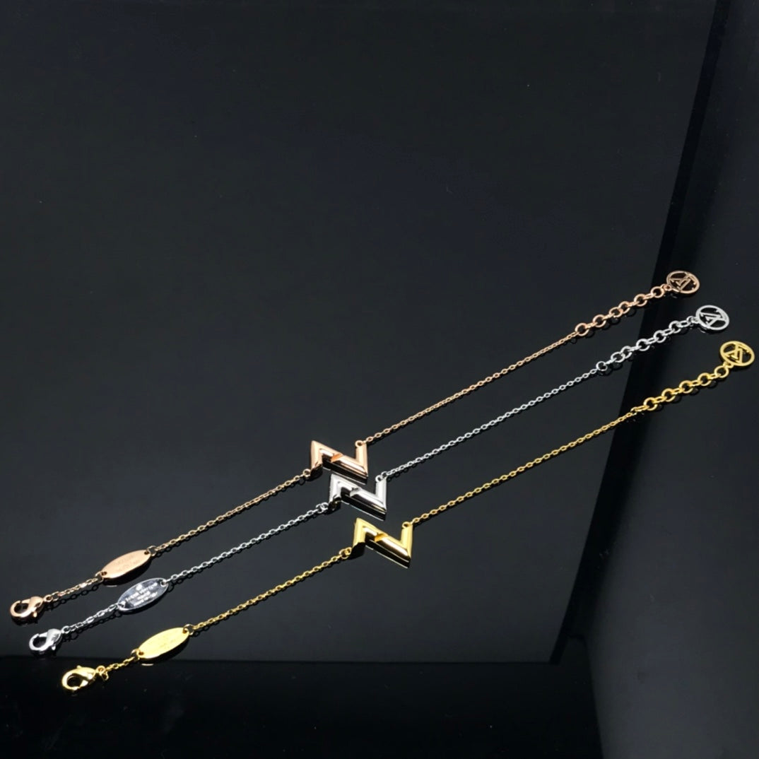 [Royal Top]VOLT LV LOGO BRACELET