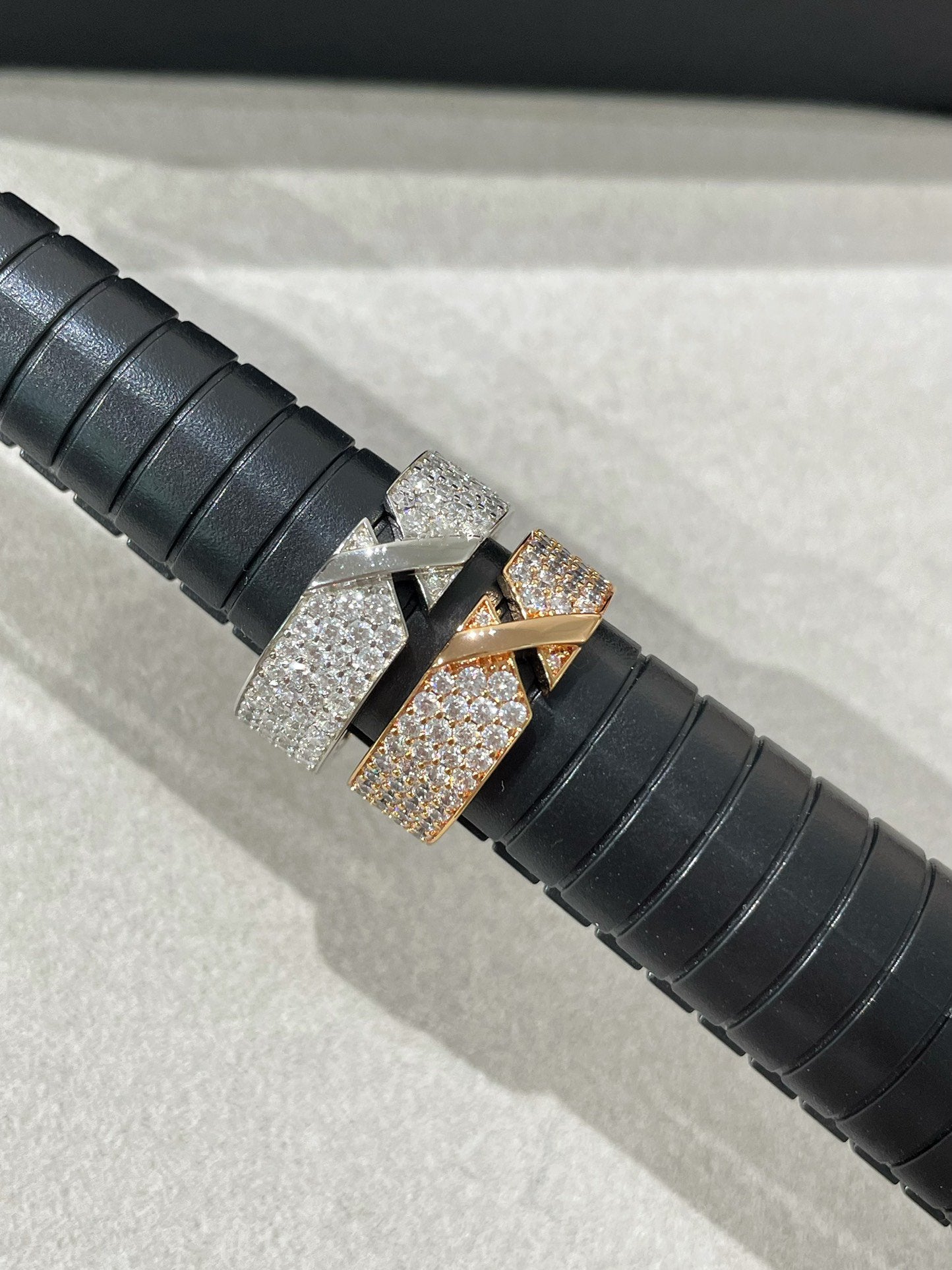 [Royal Top]LIENS EVIDENCE  DIAMOND PAVED RING