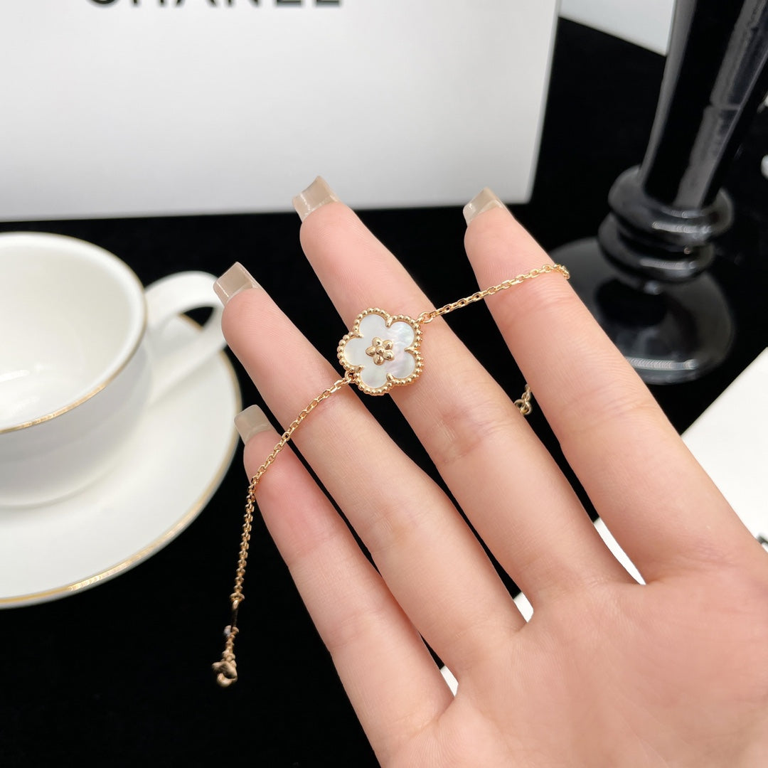 [Royal Top]LUCKY SPRING ROSE GOLD MOP BRACELET