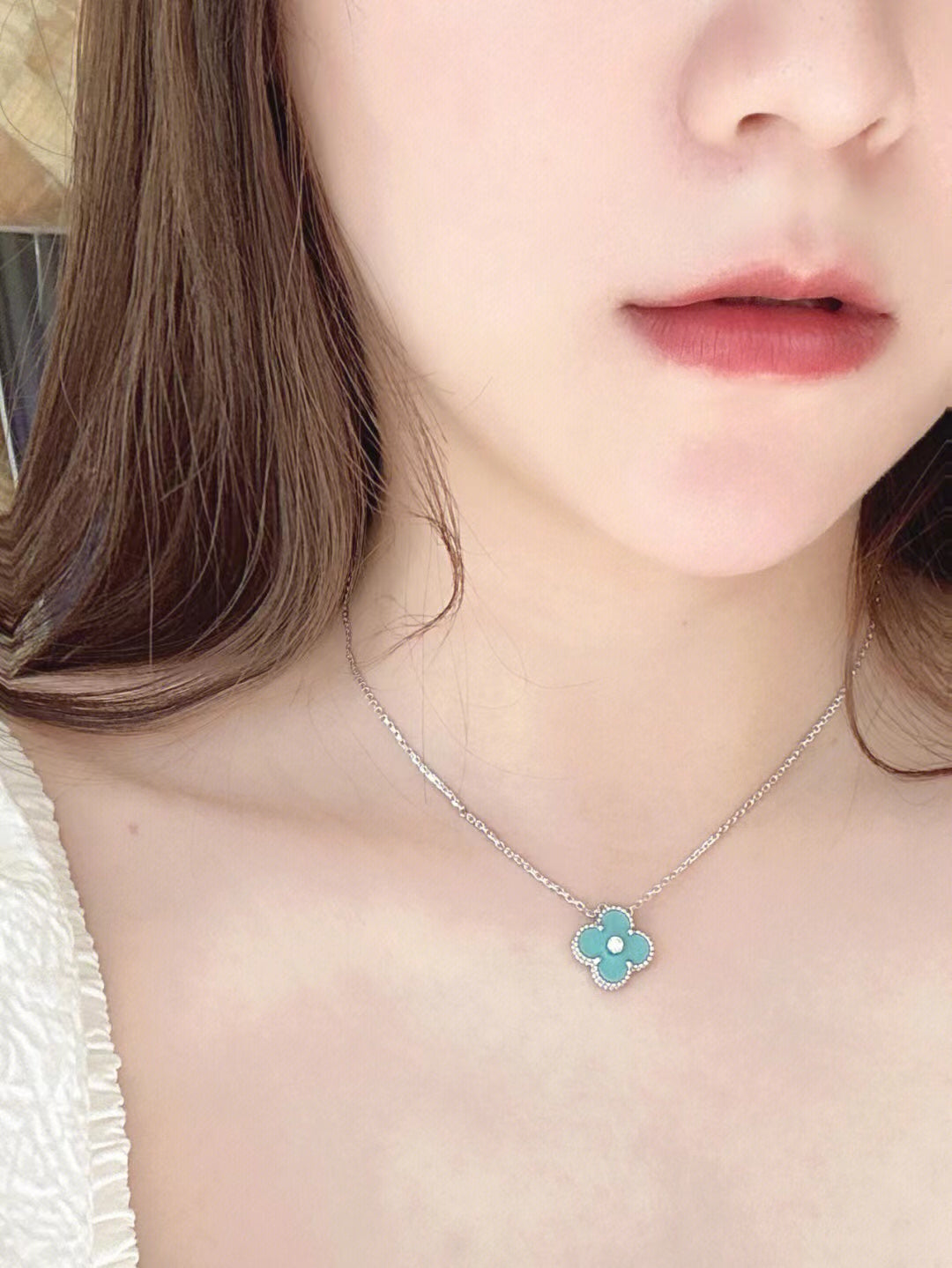 [Royal Top]CLOVER 1 DIAMOND LIGHT BLUE SILVER NECKLACE
