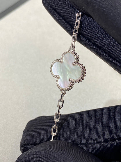 [Royal Top]CLOVER WHITE PEARL MOP 5 MOTIF BRACELET COLLECTION