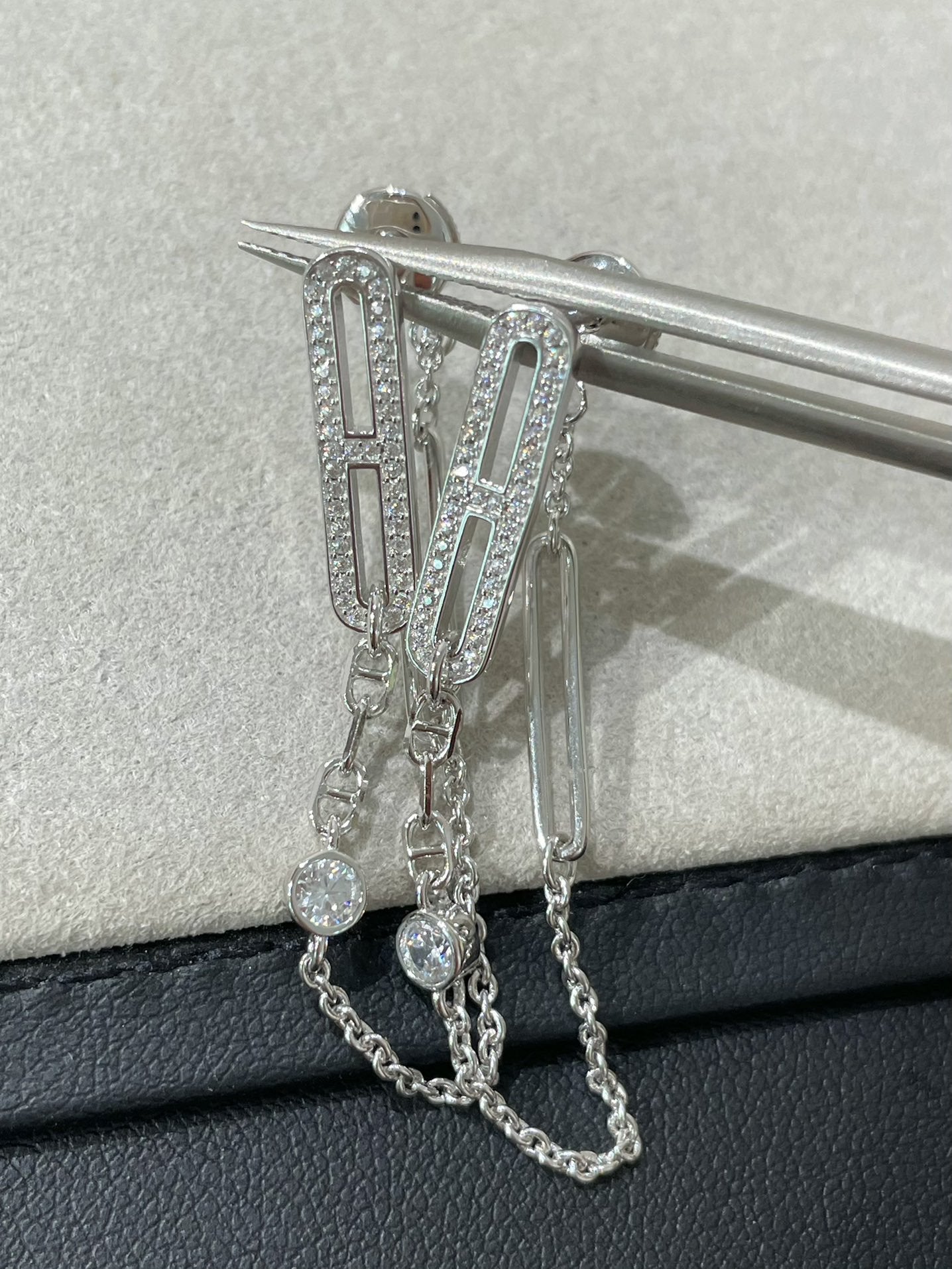 [Royal Top]CHAINE CHAOS DIAMOND DROP EARRINGS