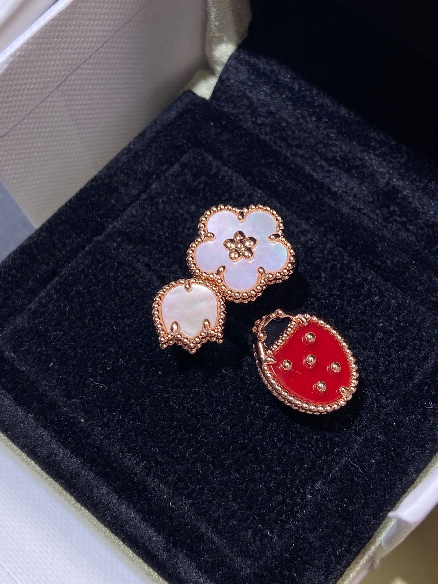 [Royal Top]LUCKY 3 MOTIF ROSE GOLD RING