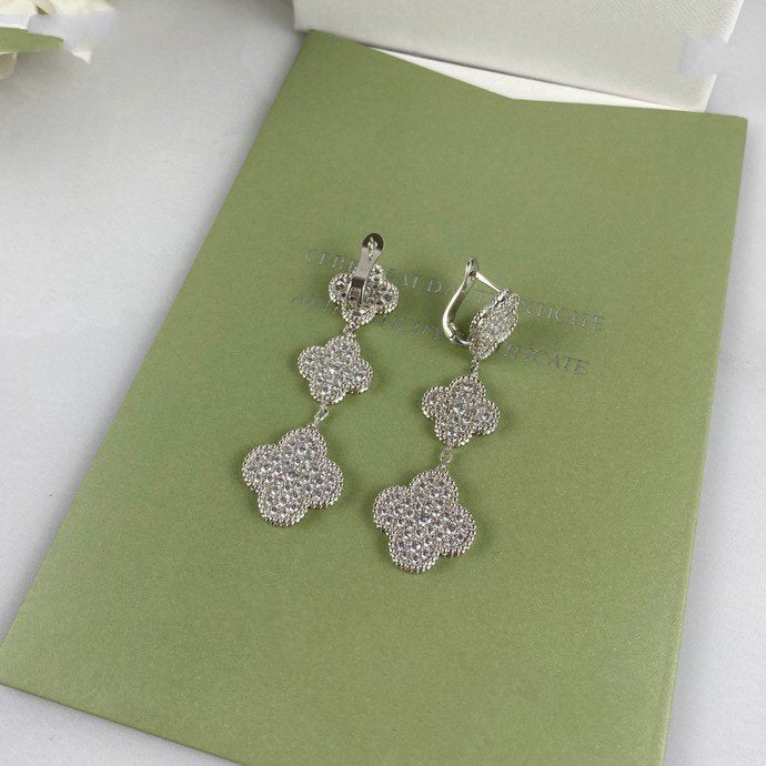 [Royal Top]CLOVER 3 MOTIF DIAMOND SILVER DROP EARRINGS