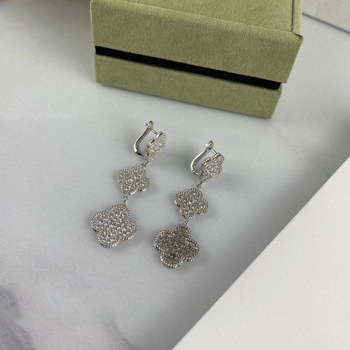 [Royal Top]CLOVER 3 MOTIF DIAMOND SILVER DROP EARRINGS