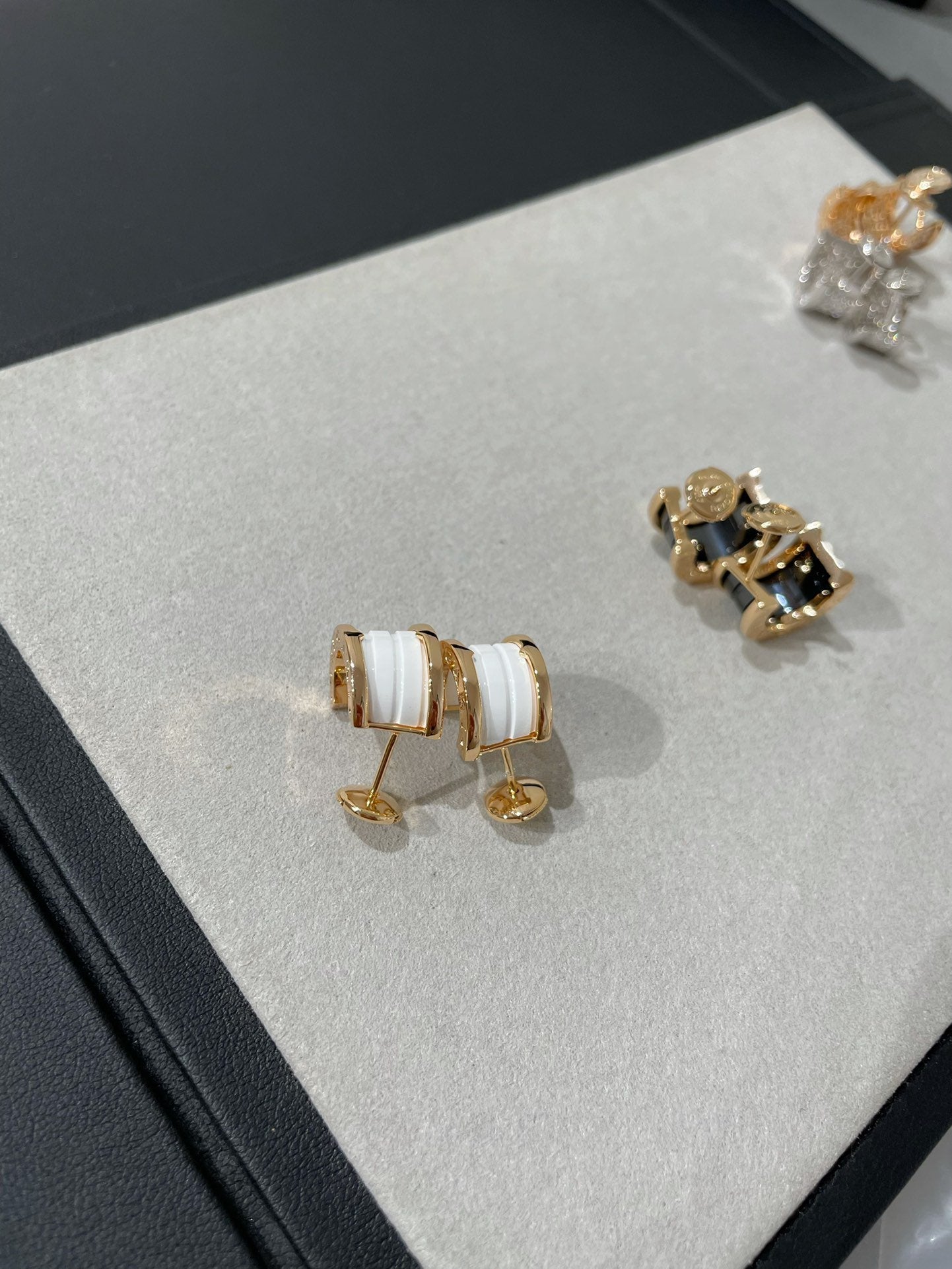 [Royal Top]ZERO 1 PINK GOLD CERAMIC EARRINGS