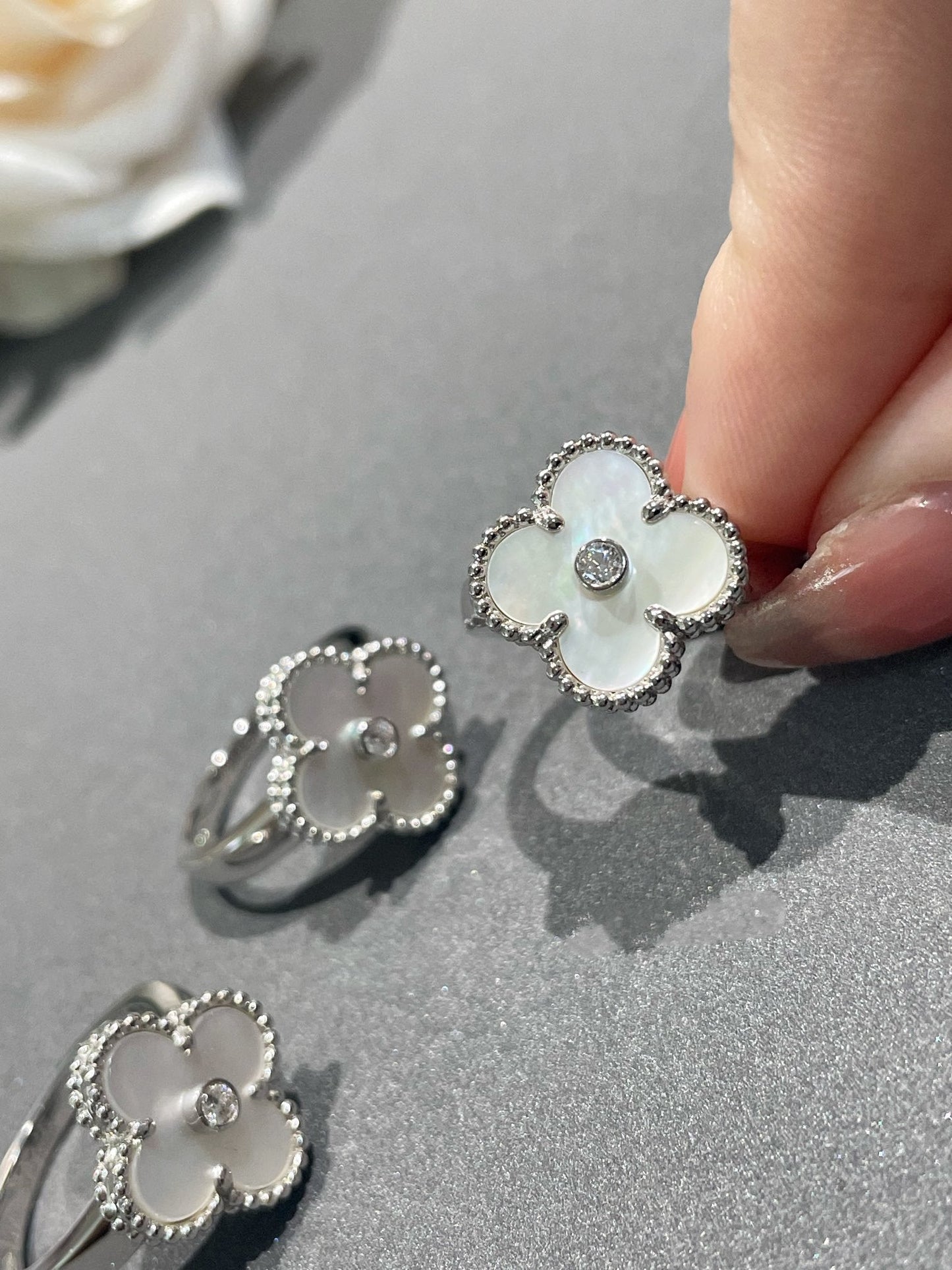 [Royal Top]CLOVER SILVER MOP DIAMOND RING