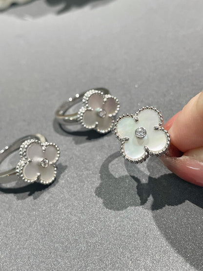 [Royal Top]CLOVER SILVER MOP DIAMOND RING