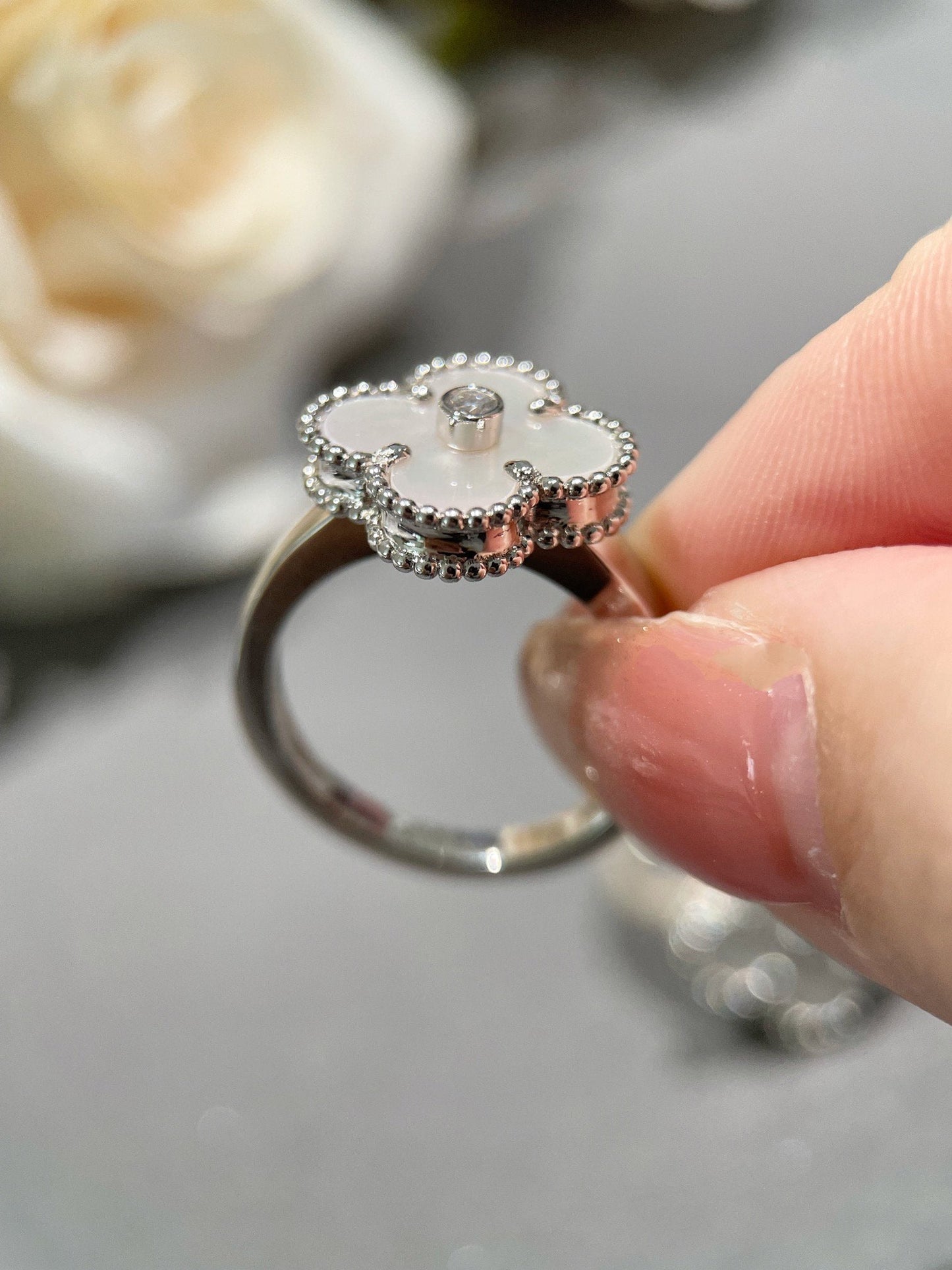 [Royal Top]CLOVER SILVER MOP DIAMOND RING