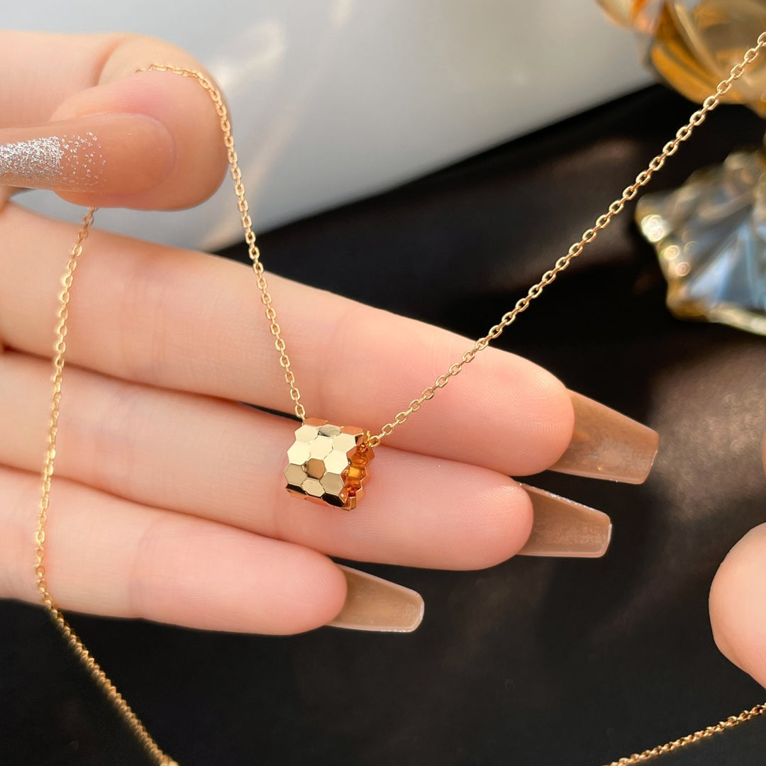 [Royal Top]BEE MINI NECKLACE