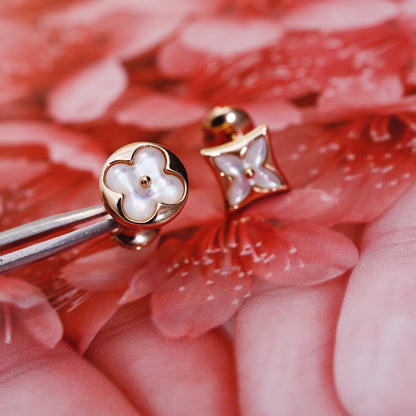 [Royal Top]STAR AND SUN PINK GOLD MOP STUD EARRINGS