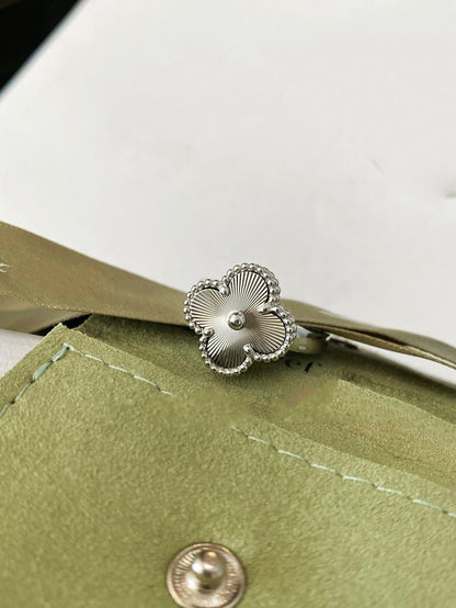 [Royal Top]CLOVER SILVER RING