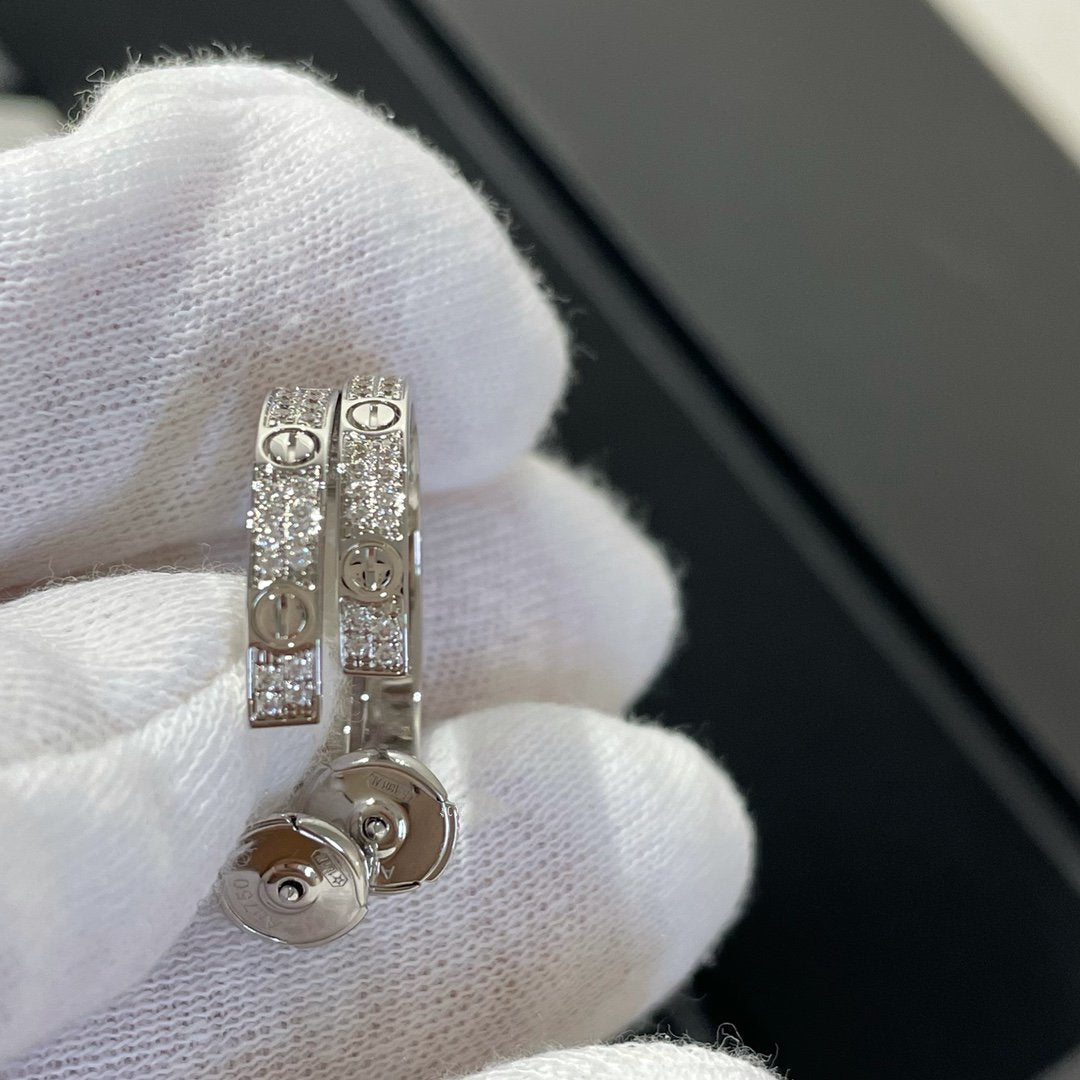 [Royal Top]LOVE DIAMOND SILVER HOOP EARRINGS