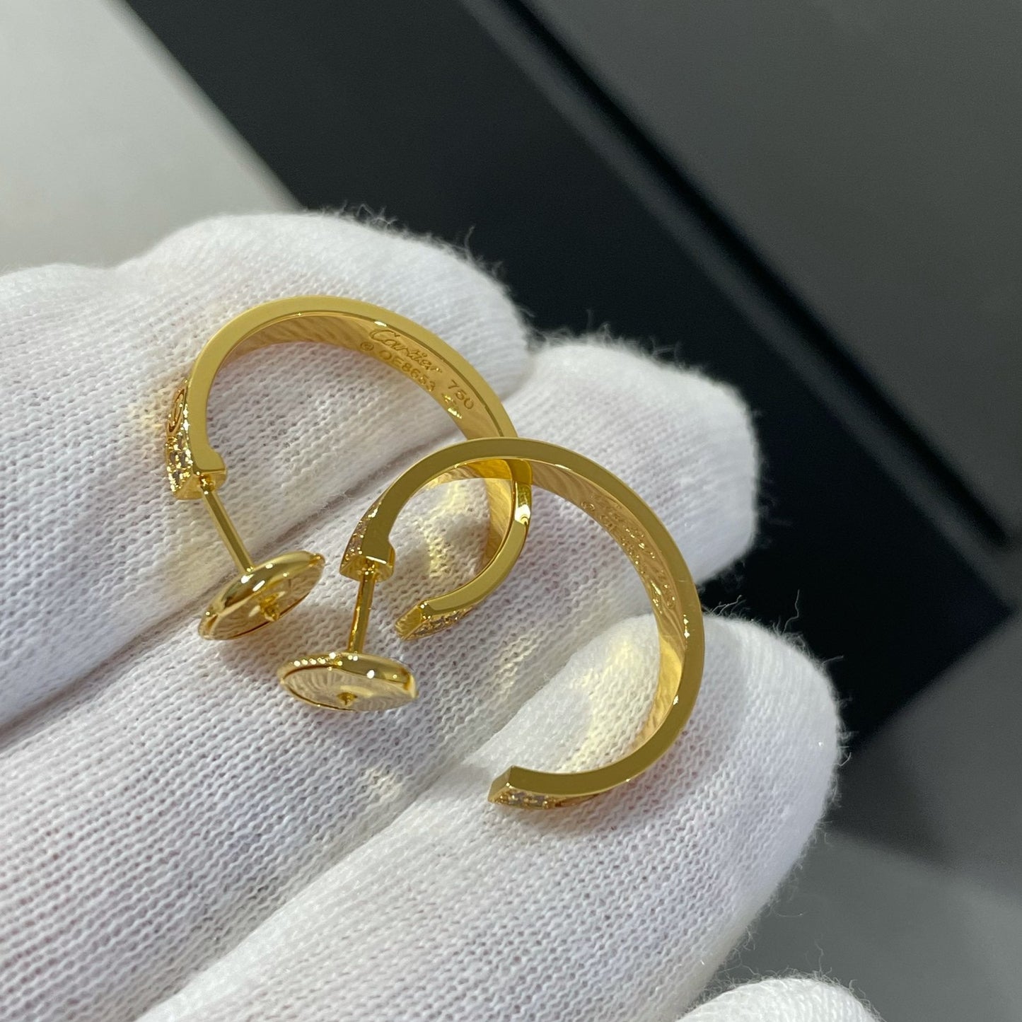 [Royal Top]LOVE DIAMOND GOLD HOOP EARRINGS