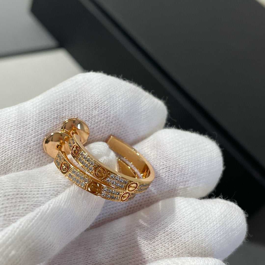 [Royal Top]LOVE DIAMOND PINK GOLD HOOP EARRINGS
