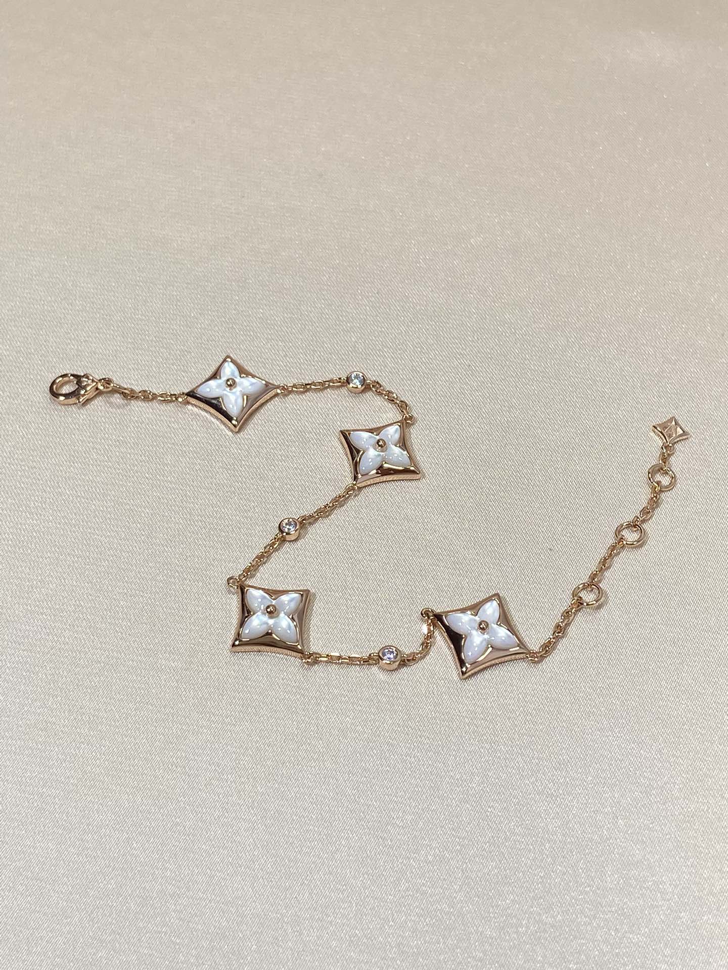 [Royal Top]STAR 4 MOTIF MOP DIAMOND PINK GOLD BRACELET