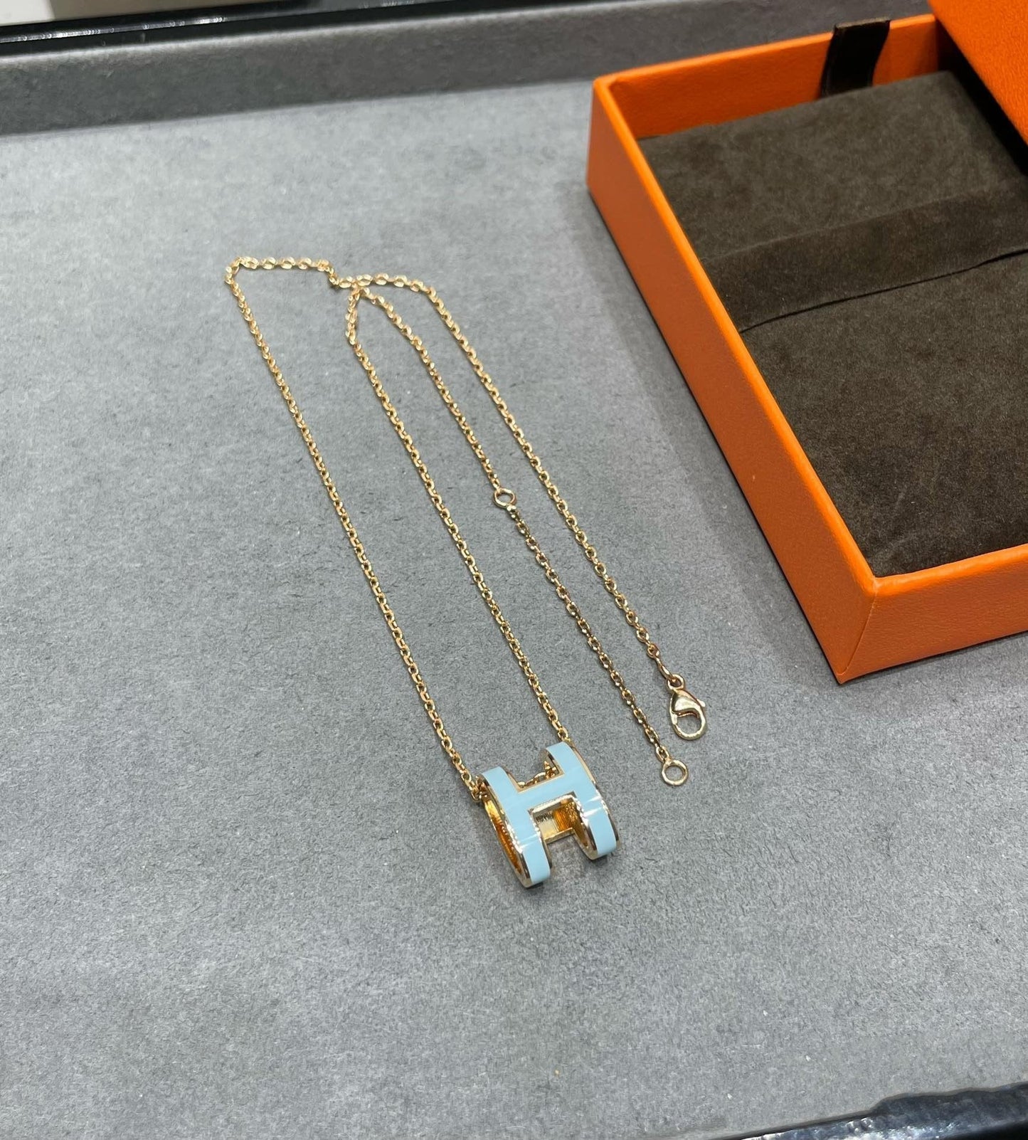 [Royal Top]POP H SKY BLUE NECKLACE