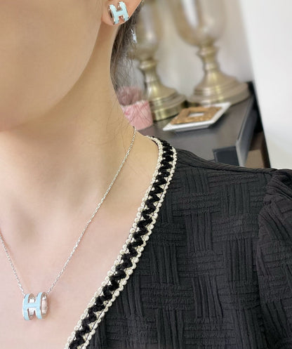 [Royal Top]POP H SKY BLUE STUD EARRINGS
