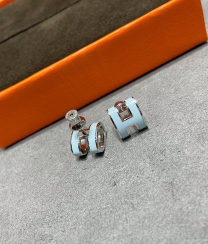 [Royal Top]POP H SKY BLUE STUD EARRINGS