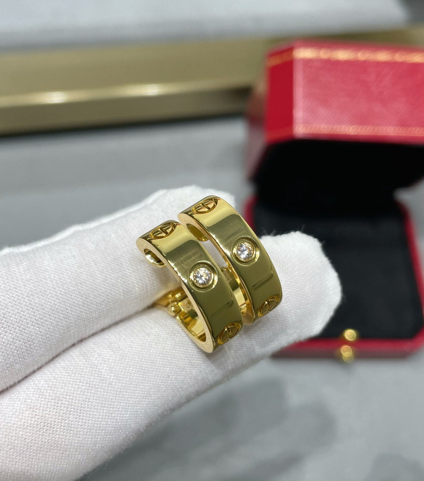 [Royal Top]LOVE 5.5MM 1 DIAMOND EARRINGS