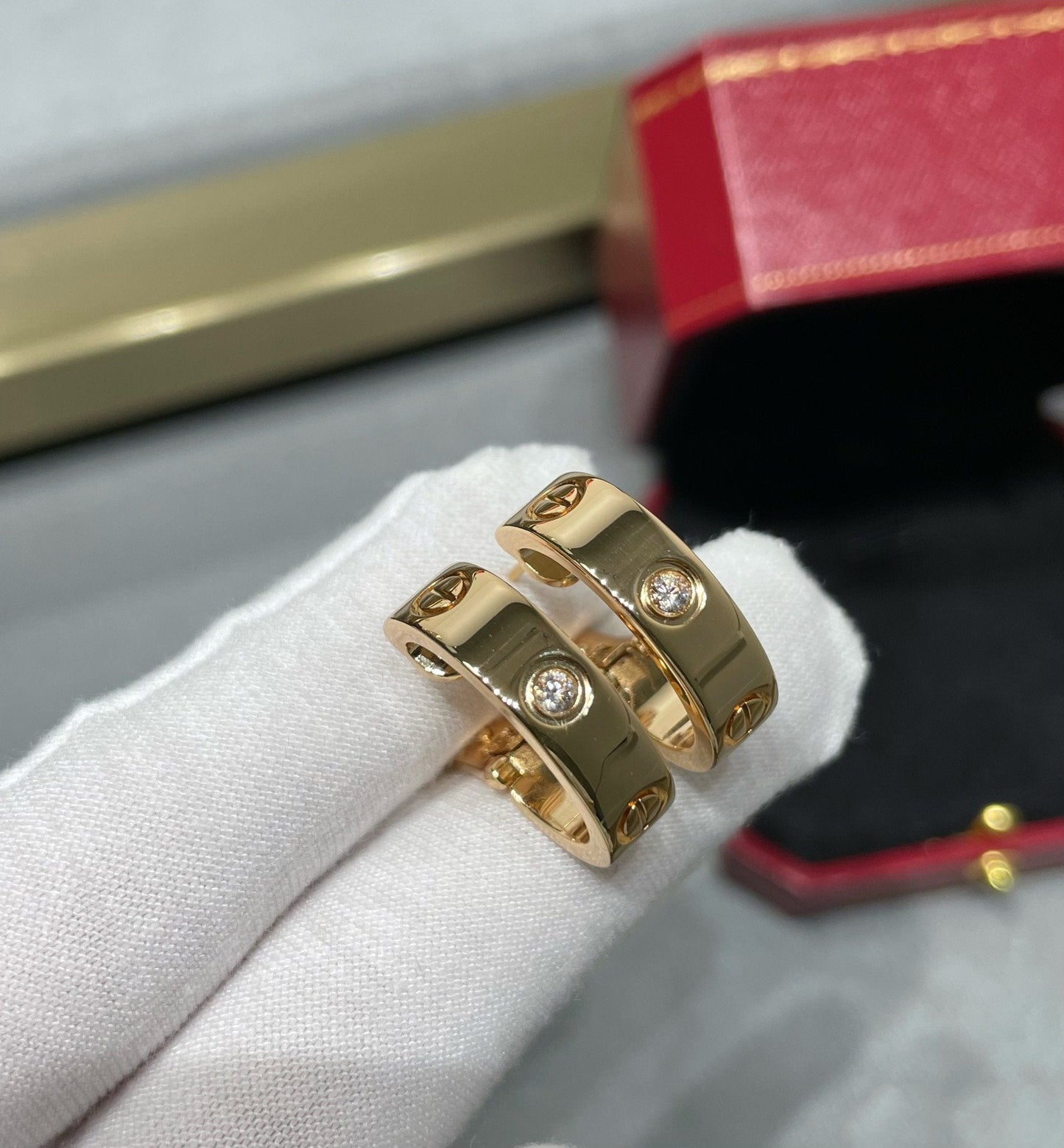 [Royal Top]LOVE 5.5MM 1 DIAMOND EARRINGS
