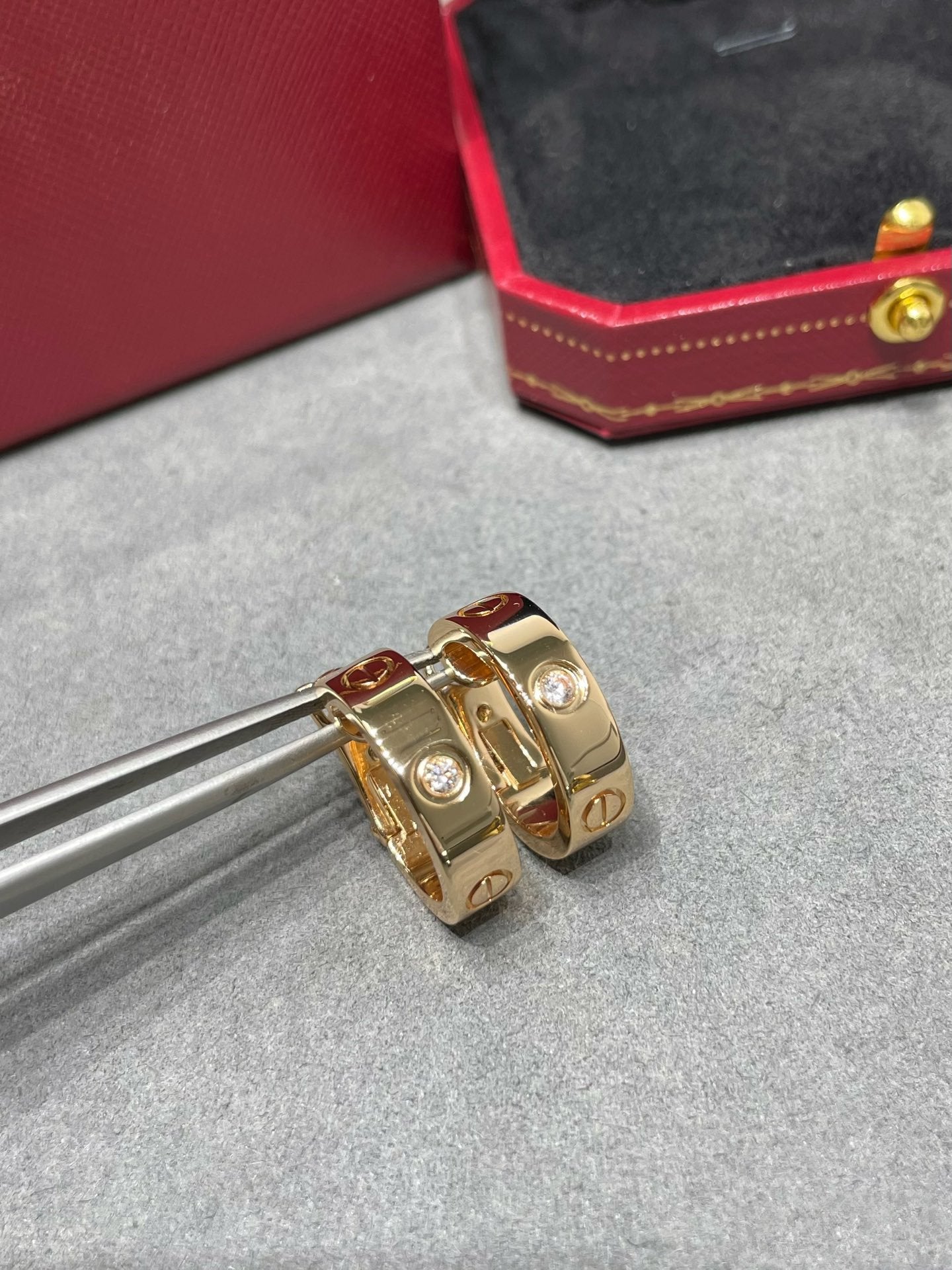 [Royal Top]LOVE 5.5MM 1 DIAMOND EARRINGS