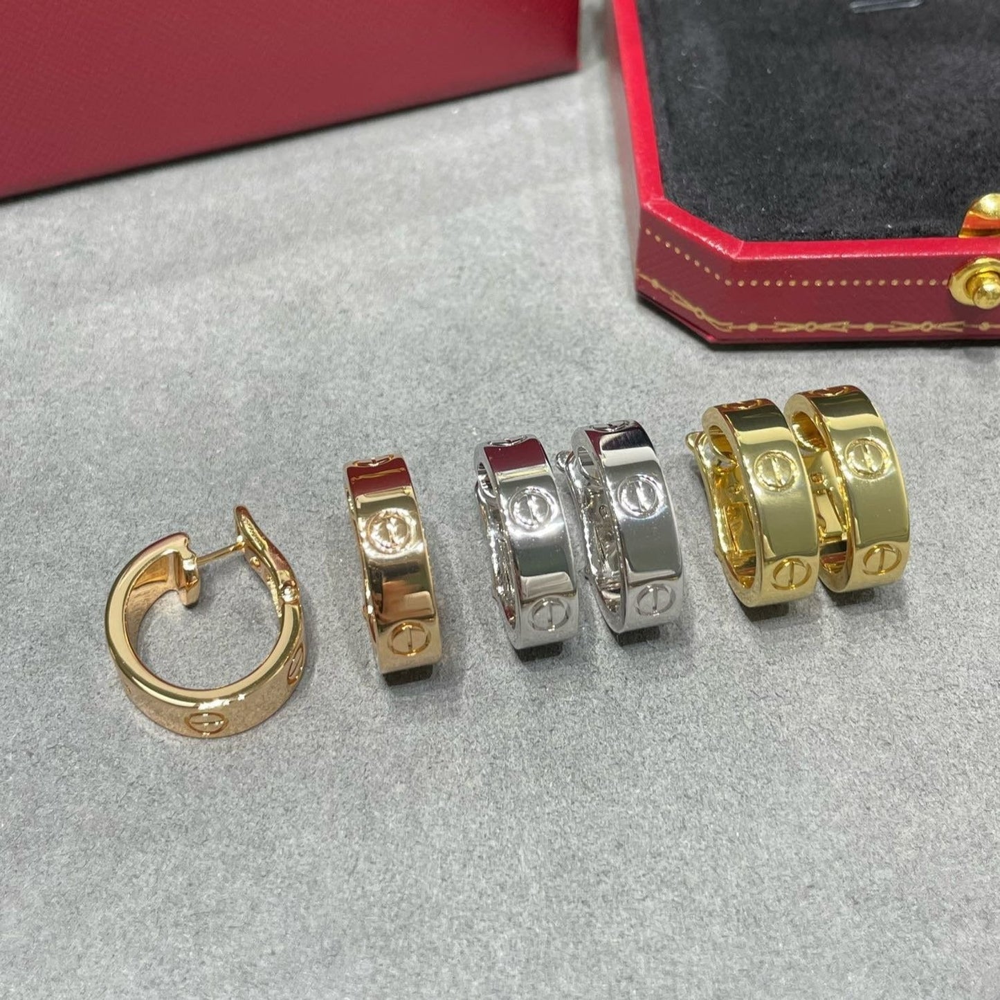 [Royal Top]LOVE 5.5MM EARRINGS
