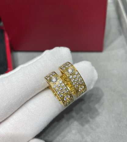 [Royal Top]LOVE 5.5MM DIAMOND PAVED EARRINGS