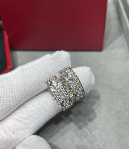 [Royal Top]LOVE 5.5MM DIAMOND PAVED EARRINGS