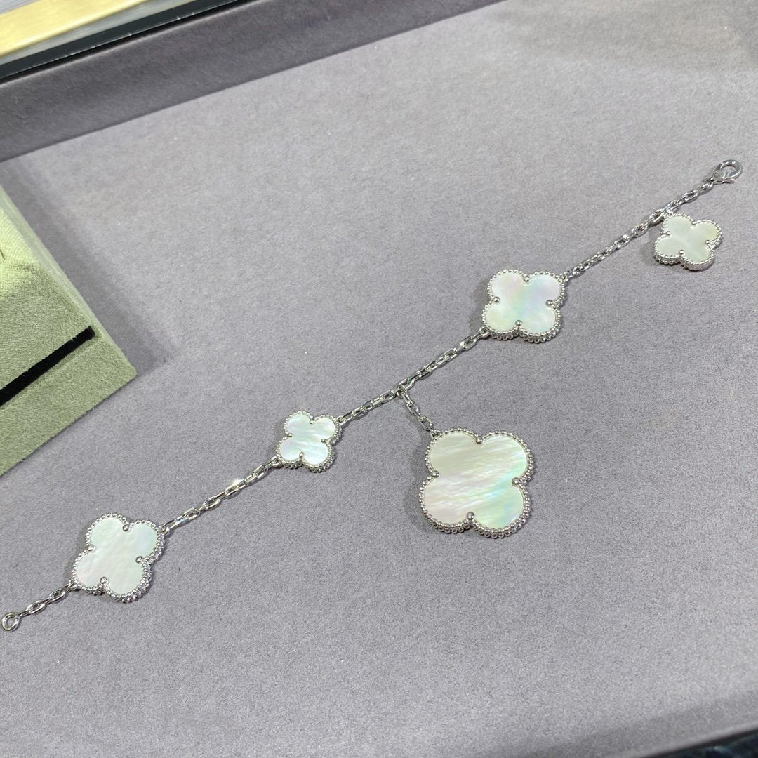 [Royal Top]CLOVER 5 MOTIF WHITE MOP SILVER BRACELET