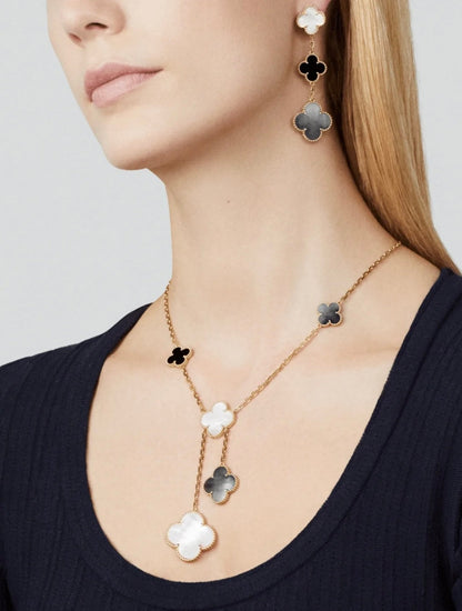 [Royal Top]CLOVER 3 MOTIF MOP ONYX DARK MOP PINK GOLD EARRINGS