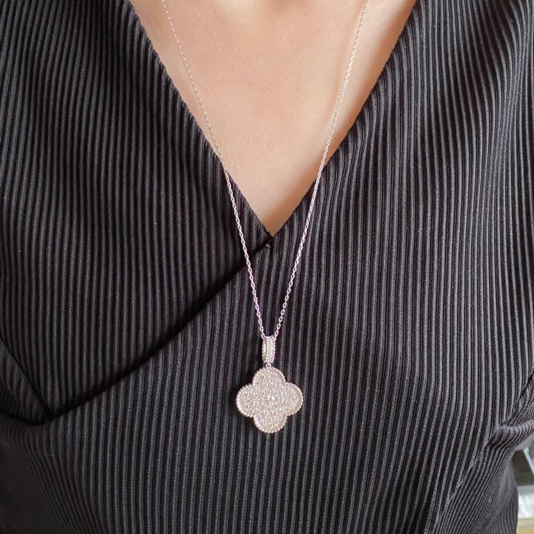 [Royal Top]CLOVER 25MM LARGE PEDANT DIAMOND PAVED LONG NECKLACE